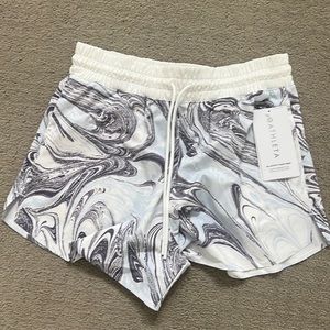 Athleta crossroads shorts small